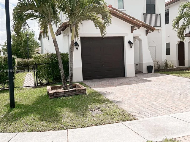 9074 SW 36th St, Miramar FL 33025