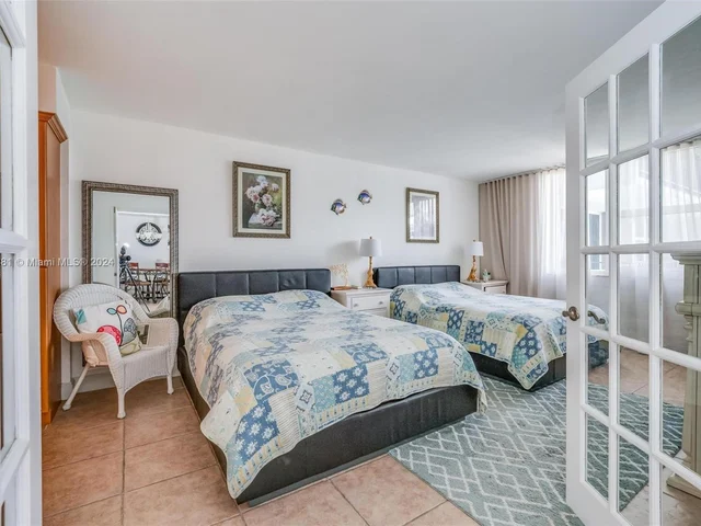 2030 S Ocean Dr # 1803, Hallandale Beach FL 33009