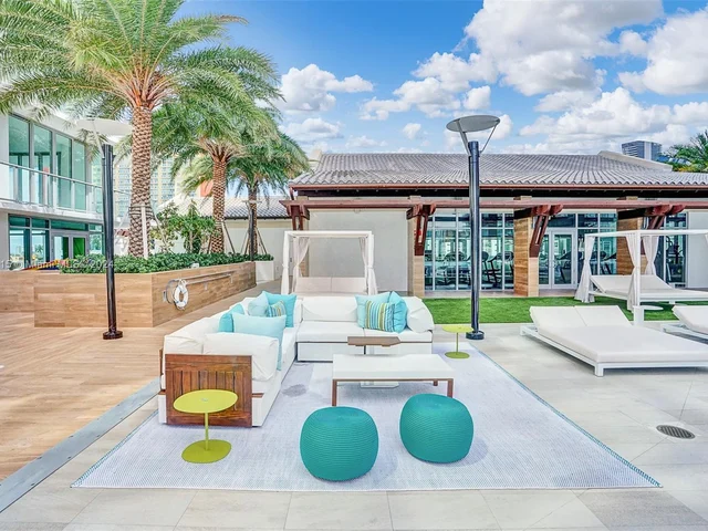 330 Sunny Isles Blvd # 2205, Sunny Isles Beach FL 33160