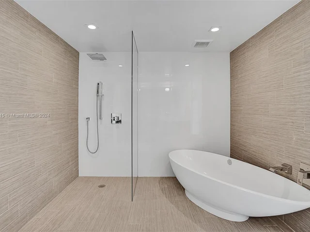 330 Sunny Isles Blvd # 2205, Sunny Isles Beach FL 33160