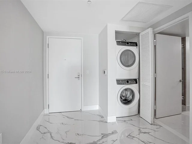 330 Sunny Isles Blvd # 2205, Sunny Isles Beach FL 33160