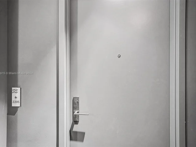 330 Sunny Isles Blvd # 2205, Sunny Isles Beach FL 33160