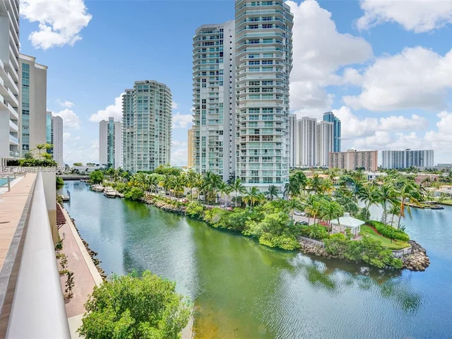 330 Sunny Isles Blvd # 2205, Sunny Isles Beach FL 33160