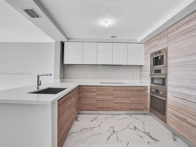 330 Sunny Isles Blvd # 2205, Sunny Isles Beach FL 33160