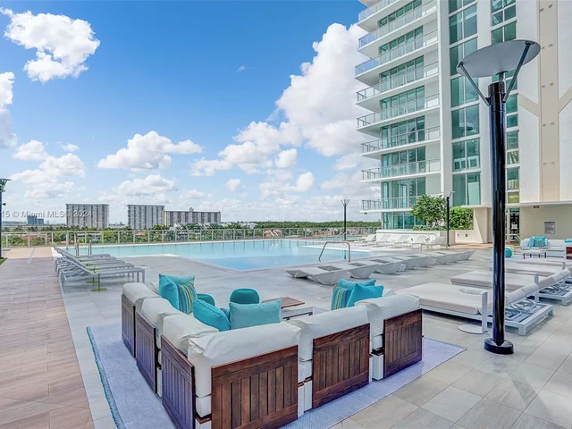 330 Sunny Isles Blvd # 2205, Sunny Isles Beach FL 33160