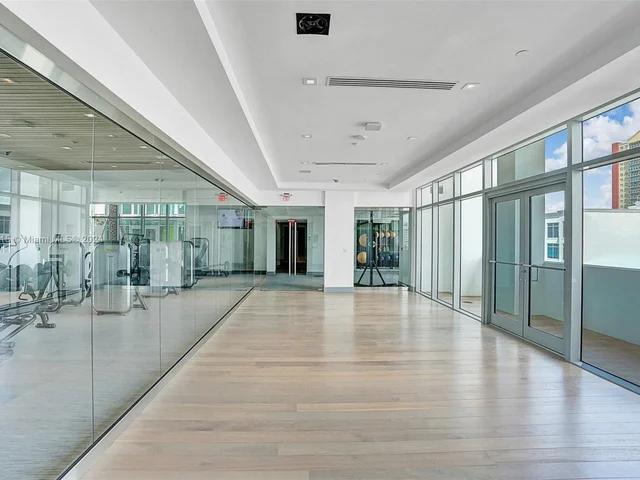 330 Sunny Isles Blvd # 2205, Sunny Isles Beach FL 33160