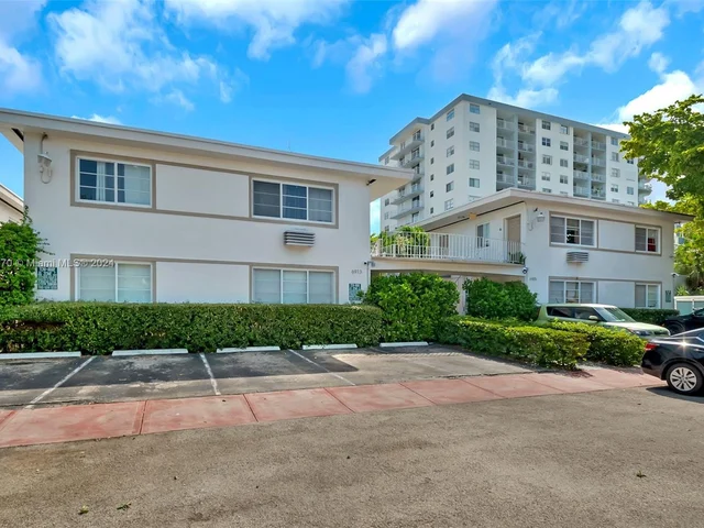 6905 Rue Vendome # 2, Miami Beach FL 33141