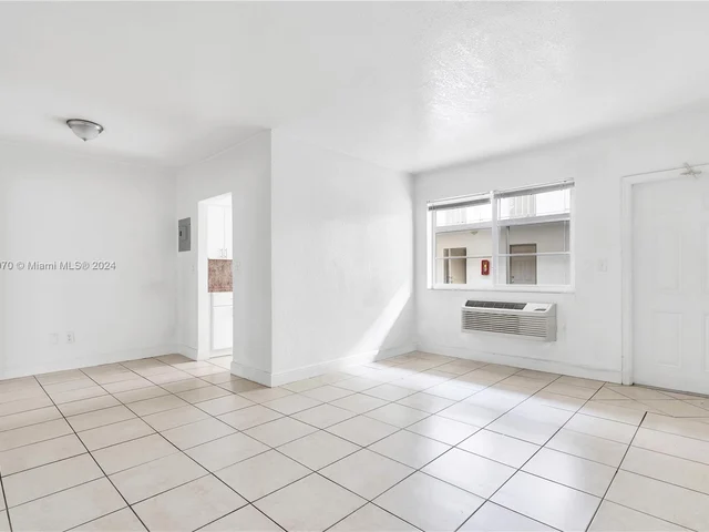 6905 Rue Vendome # 2, Miami Beach FL 33141