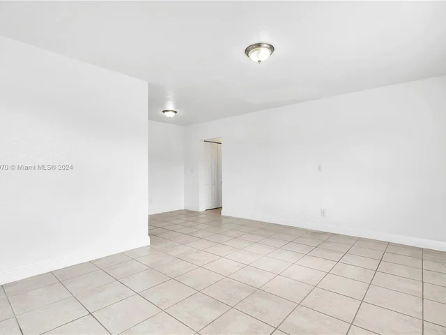 6905 Rue Vendome # 2, Miami Beach FL 33141