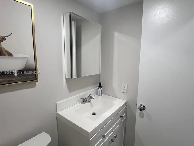 3642 NE 171st St # 307, North Miami Beach FL 33160