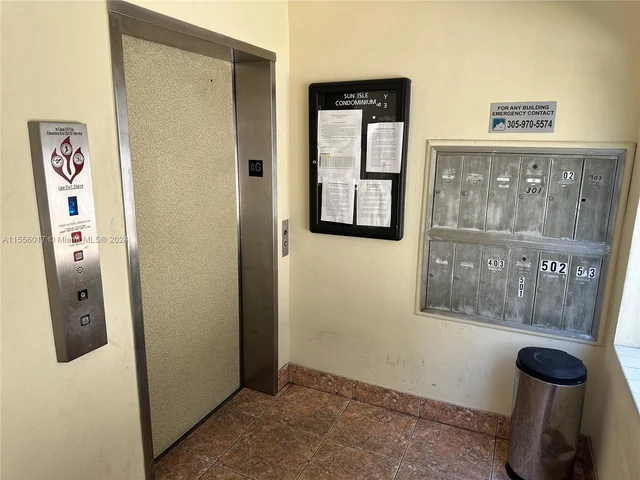 990 Biarritz Dr # 502, Miami Beach FL 33141