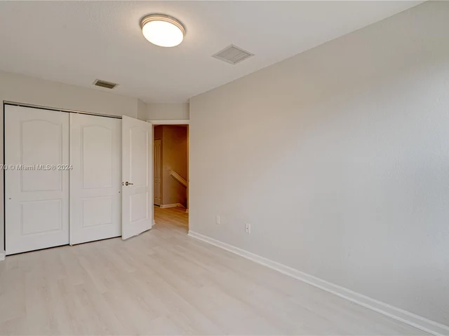 5919 Monterra Club Dr, Lake Worth FL 33463