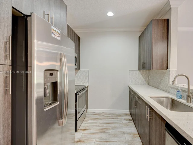 5919 Monterra Club Dr, Lake Worth FL 33463