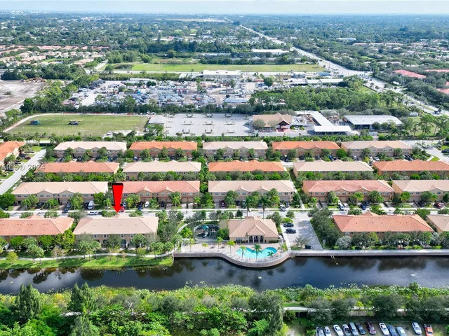 5919 Monterra Club Dr, Lake Worth FL 33463