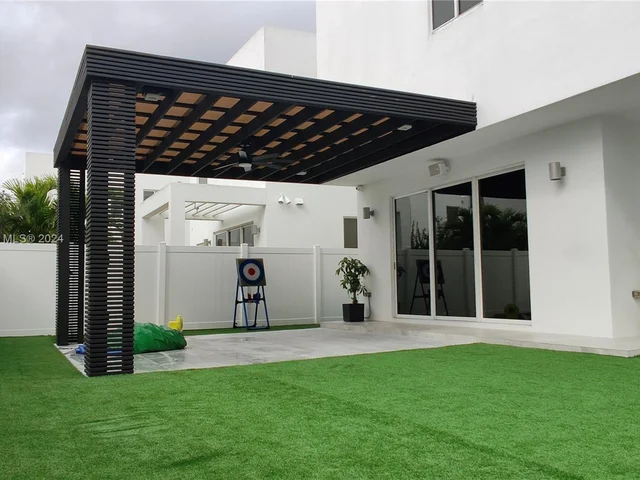 7430 NW 97th Pl # 0, Doral FL 33178