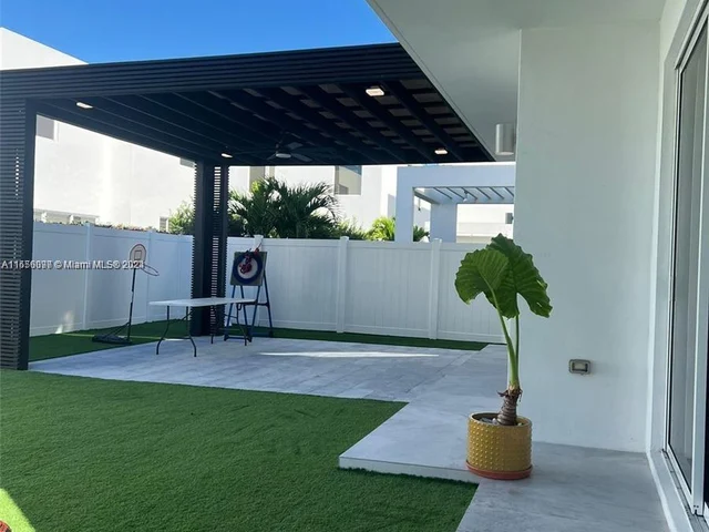 7430 NW 97th Pl # 0, Doral FL 33178