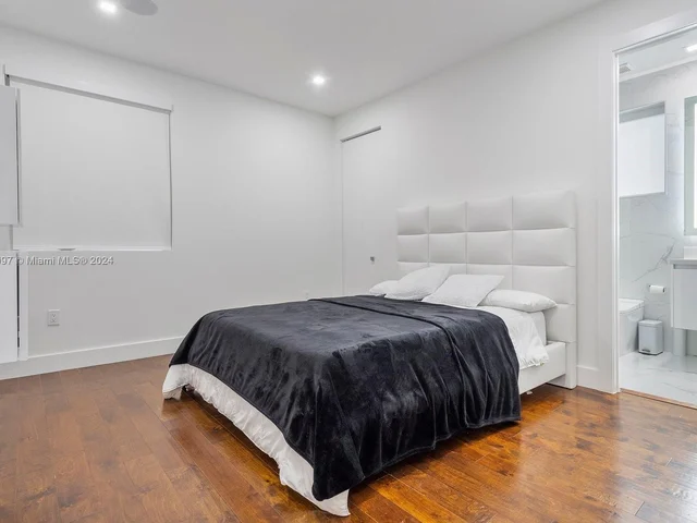 7430 NW 97th Pl # 0, Doral FL 33178