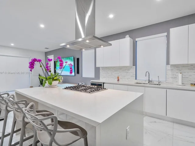 7430 NW 97th Pl # 0, Doral FL 33178