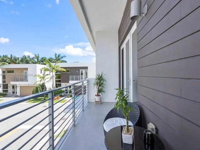 7430 NW 97th Pl # 0, Doral FL 33178