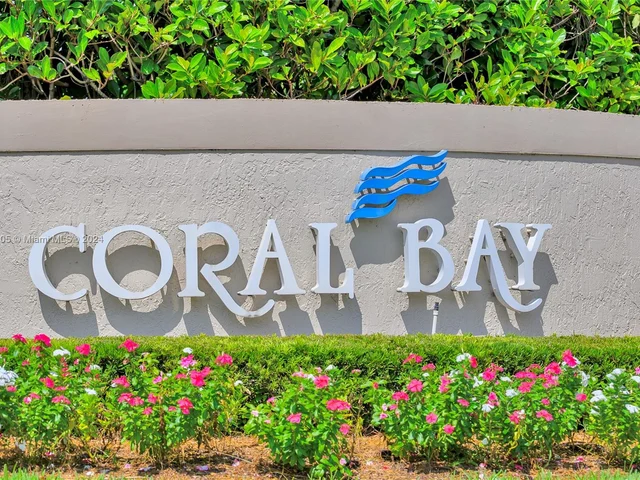 6277 Duval Dr, Margate FL 33063