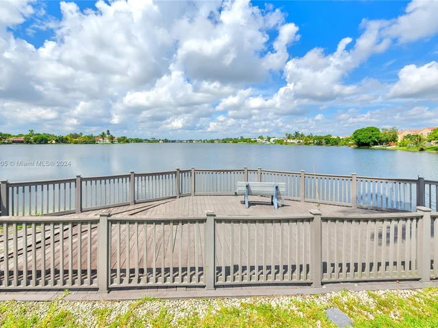 6277 Duval Dr, Margate FL 33063