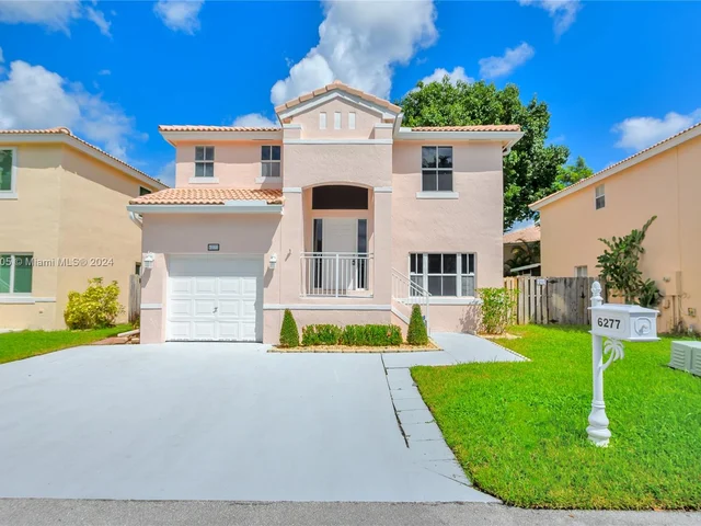 6277 Duval Dr, Margate FL 33063