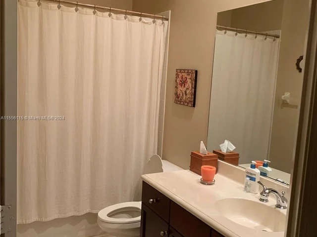 4723 SW 195th Way, Miramar FL 33029