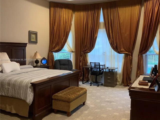 4723 SW 195th Way, Miramar FL 33029