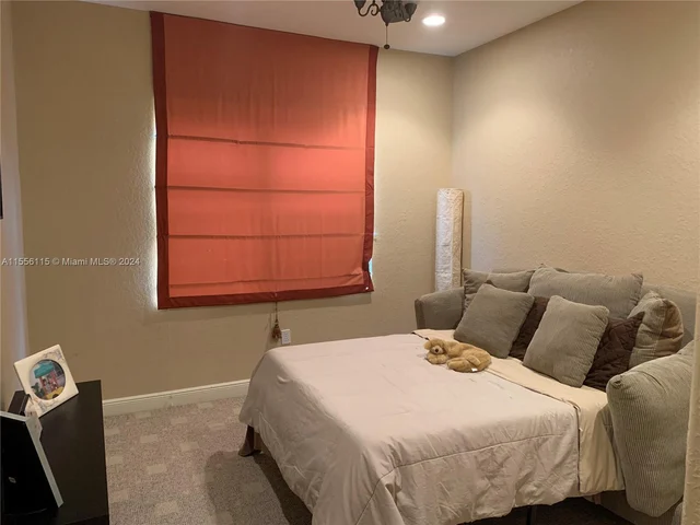 4723 SW 195th Way, Miramar FL 33029