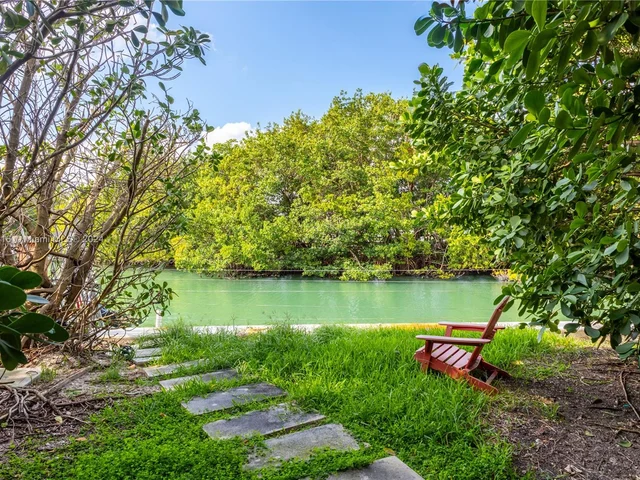 857 Michael St, Miami Beach FL 33141