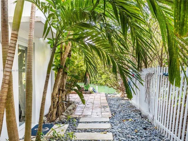 857 Michael St, Miami Beach FL 33141