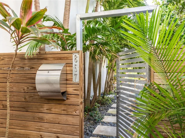 857 Michael St, Miami Beach FL 33141