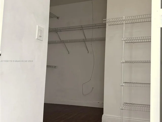 15840 SW 151st Ter, Miami FL 33196