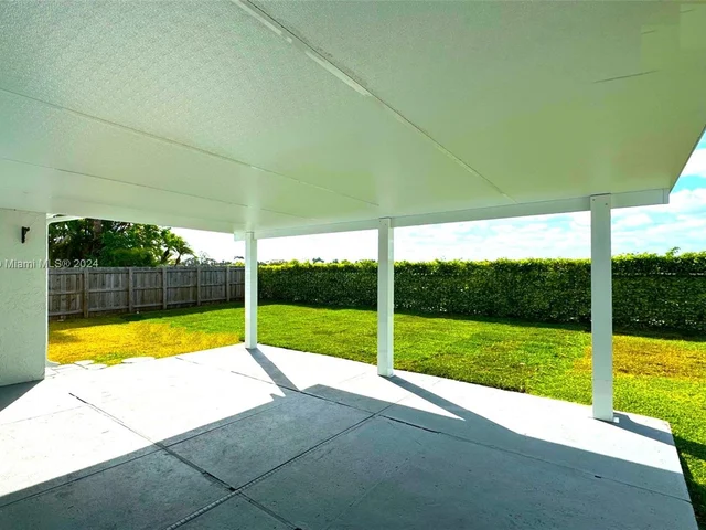 15840 SW 151st Ter, Miami FL 33196