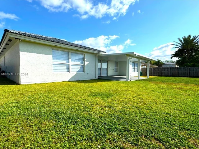 15840 SW 151st Ter, Miami FL 33196