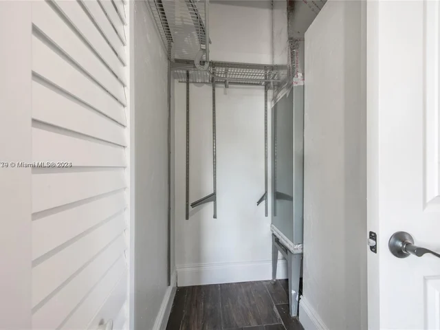 9005 SW 56th St # 0, Miami FL 33165