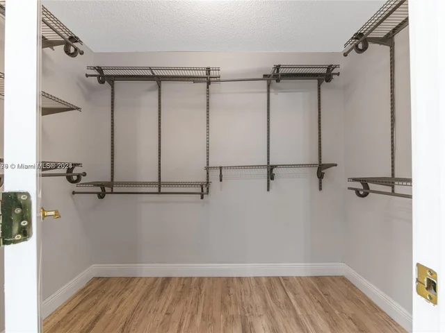 9005 SW 56th St # 0, Miami FL 33165