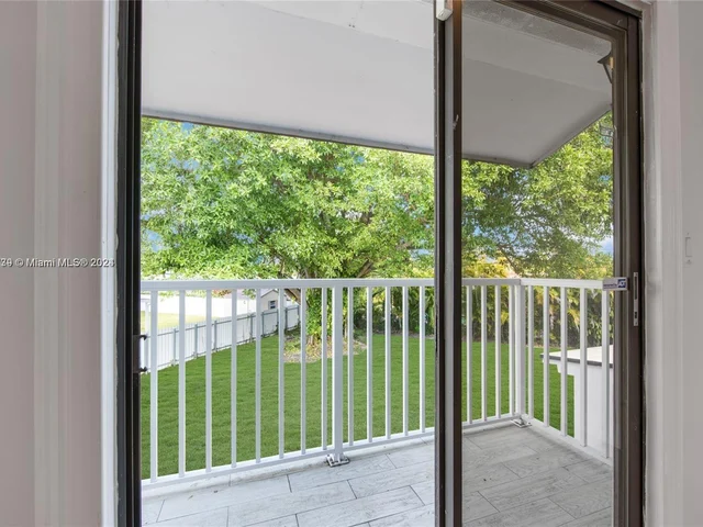 9005 SW 56th St # 0, Miami FL 33165