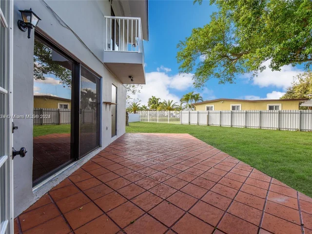 9005 SW 56th St # 0, Miami FL 33165