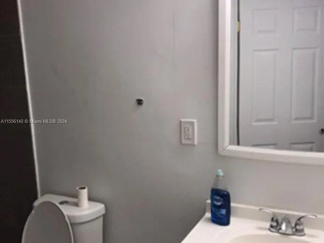 8112 NE 1st Ave, Miami FL 33138