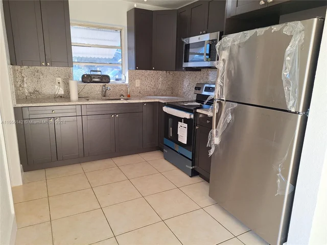 5380 NW 174th Dr # 0, Miami Gardens FL 33055