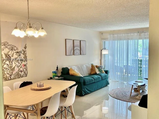 4205 N University Dr # 210, Sunrise FL 33351