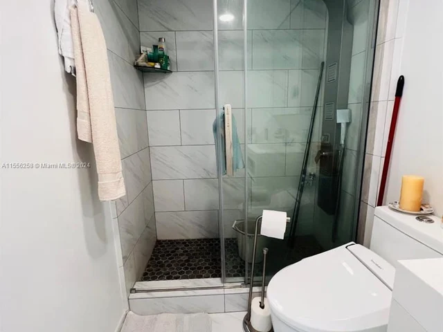 400 Kings Point Dr # 1504, Sunny Isles Beach FL 33160