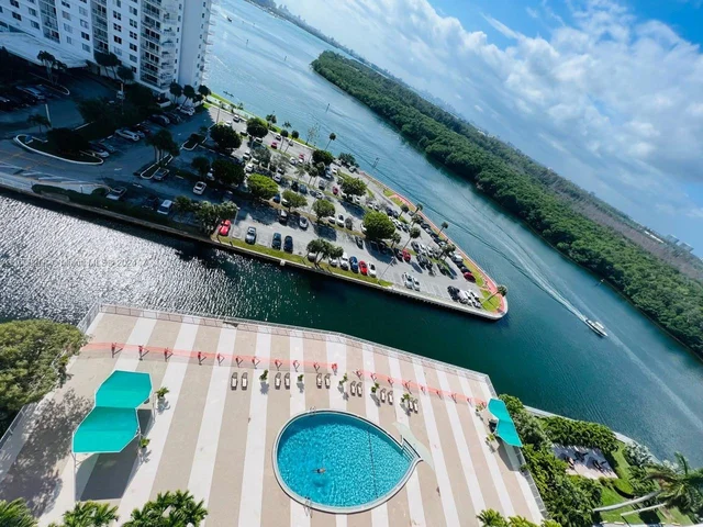 400 Kings Point Dr # 1504, Sunny Isles Beach FL 33160