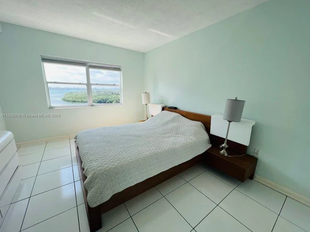 400 Kings Point Dr # 1504, Sunny Isles Beach FL 33160