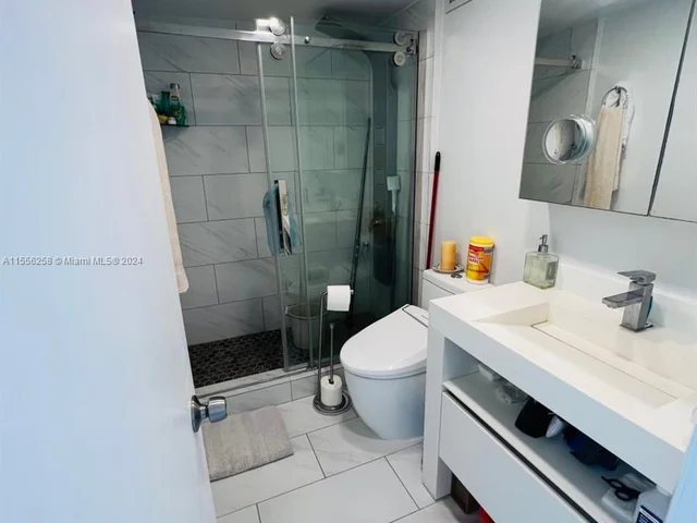 400 Kings Point Dr # 1504, Sunny Isles Beach FL 33160