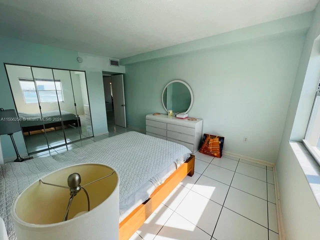 400 Kings Point Dr # 1504, Sunny Isles Beach FL 33160