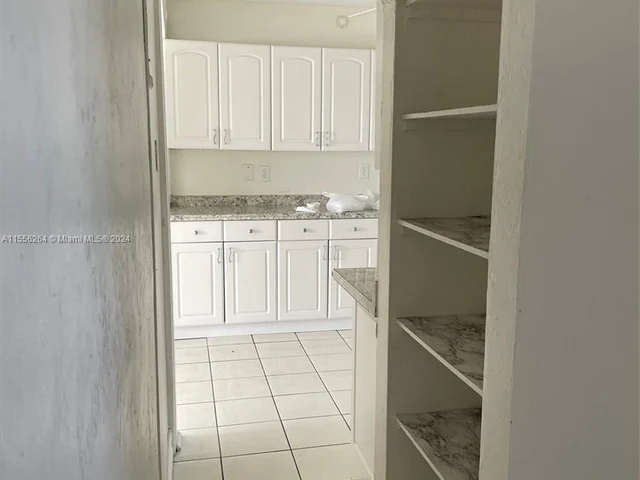 115 Virginia RD # 115, Hollywood FL 33023