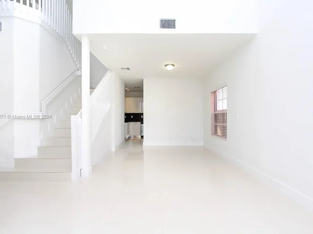 15545 SW 12th Ter, Miami FL 33194