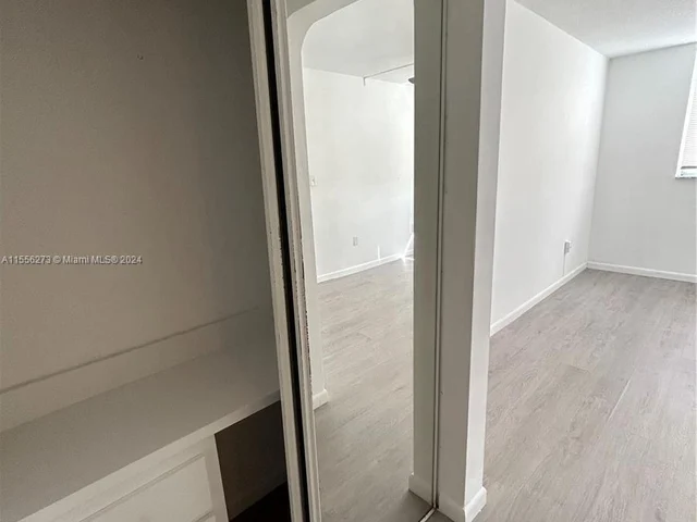 2859 Leonard Dr # G304, Aventura FL 33160